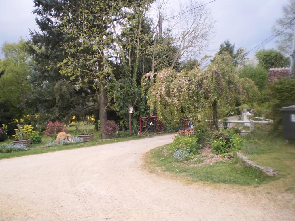 Camping Le Bois Jahan Brunelles Ngoại thất bức ảnh