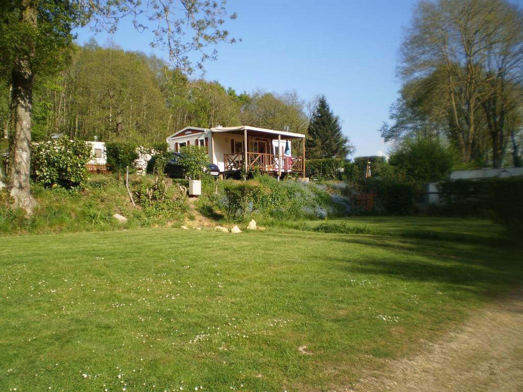 Camping Le Bois Jahan Brunelles Ngoại thất bức ảnh